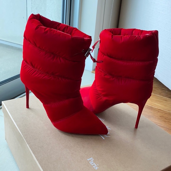 christian louboutin astro pointue